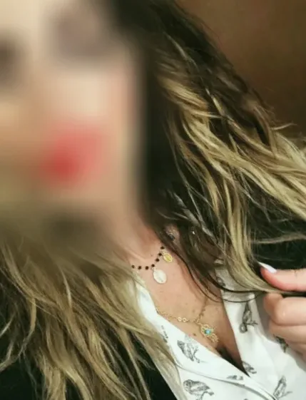 Ayse, 28