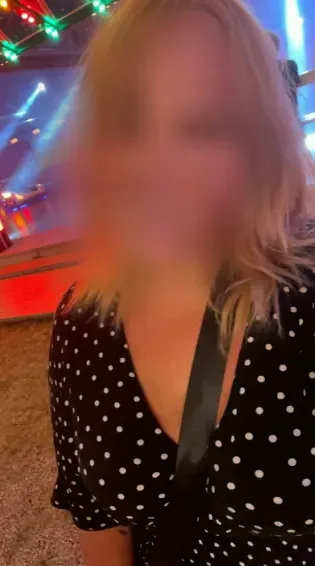 Celina, 28