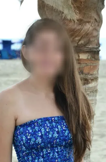 Emily, 28